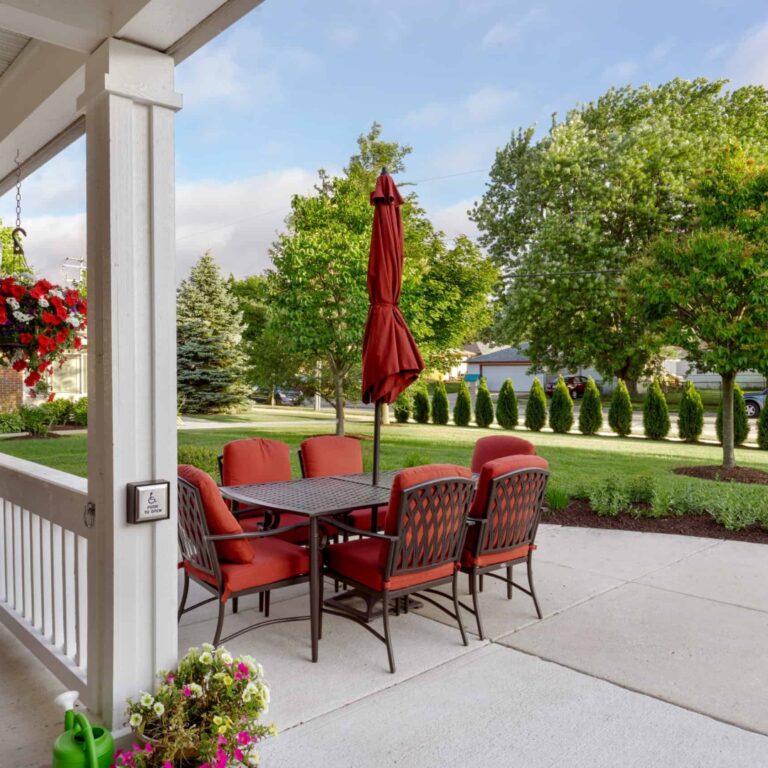 Assisted Living Community in Kenosha, Senior Assisted Living in Kenosha, Assisted Living Communities in Kenosha