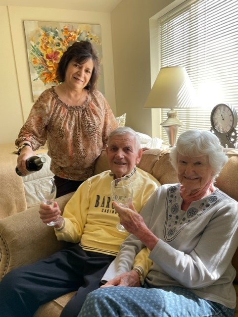 Assisted Living in Kenosha WI Assisted Living in Kenosha, senior living community Kenosha WI, assisted living apartments Kenosha